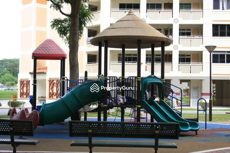 739 Jurong West Street 73 #0