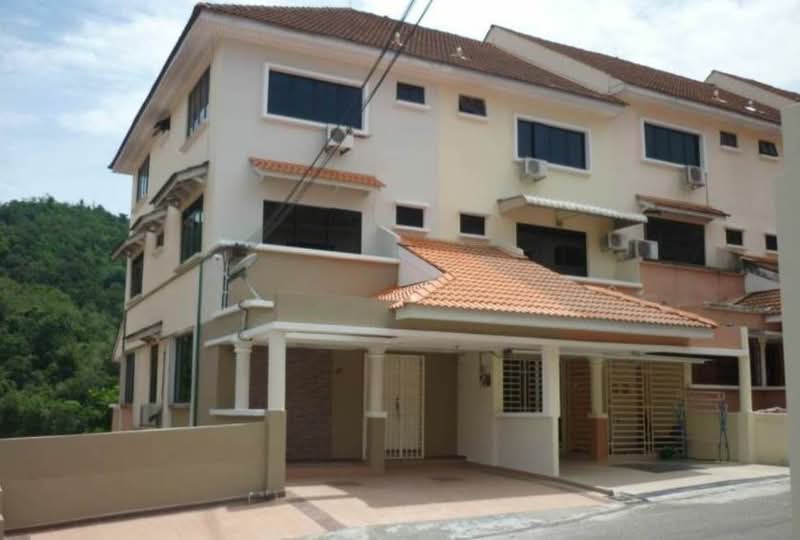 Townhouse for Sale in Teluk Kumbar (Penang) - Renee Goh - PropertyGuru.com.my