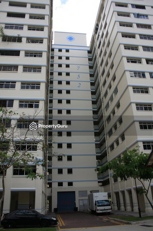 752 Jurong West Street 74 #0