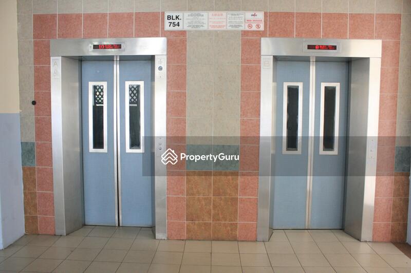 For Rent - 754 Jurong West Street 74