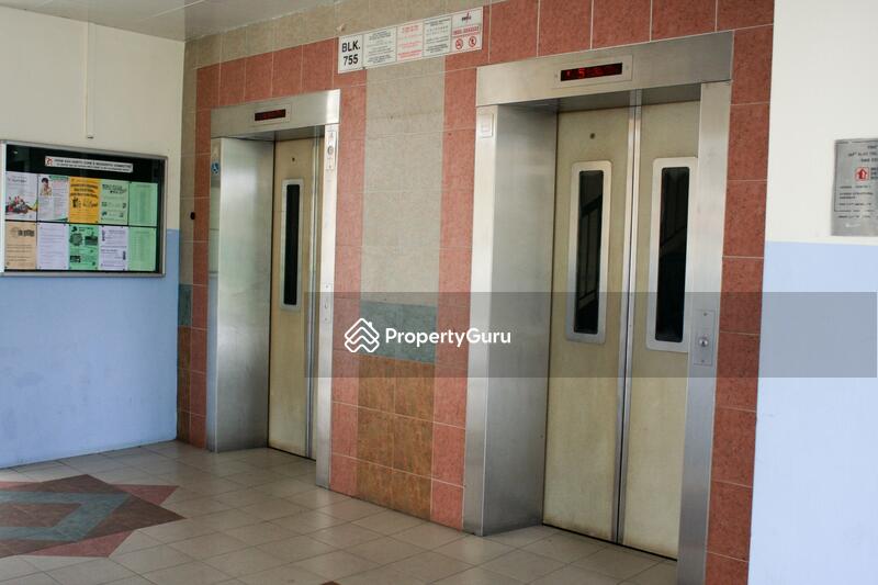 For Rent - 755 Jurong West Street 74