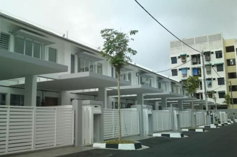Rumah Teres 2-Tingkat untuk Dijual di Teluk Kumbar (Penang) - Li Fang - PropertyGuru.com.my