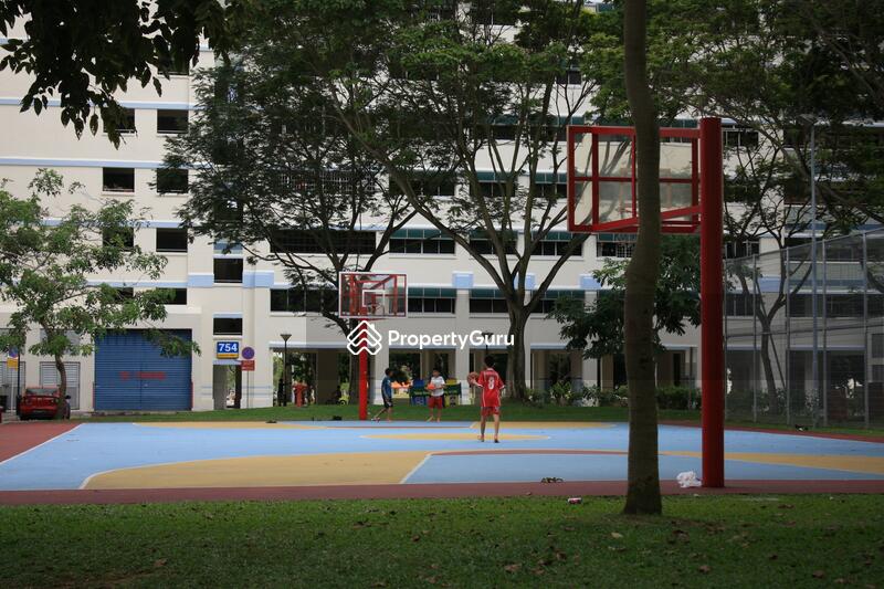 760 Jurong West Street 74 #0