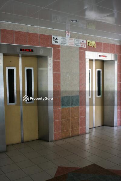 For Rent - 766 Jurong West Street 74