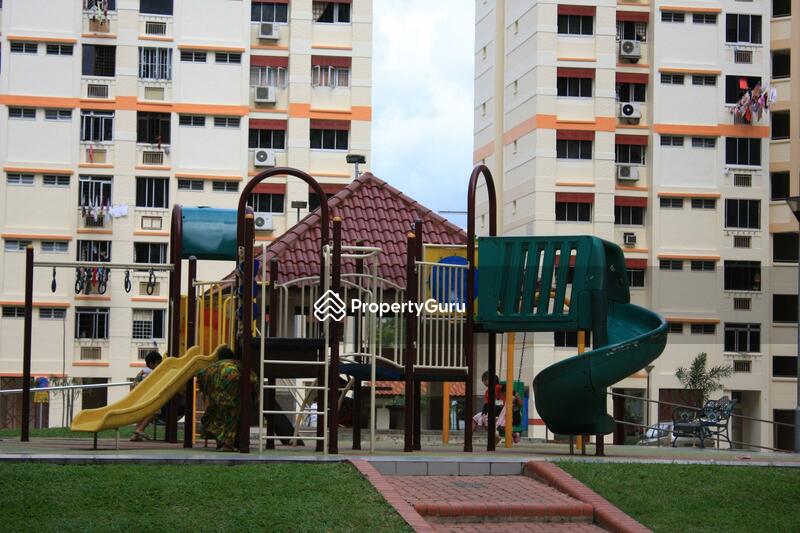 738 Jurong West Street 75 #0