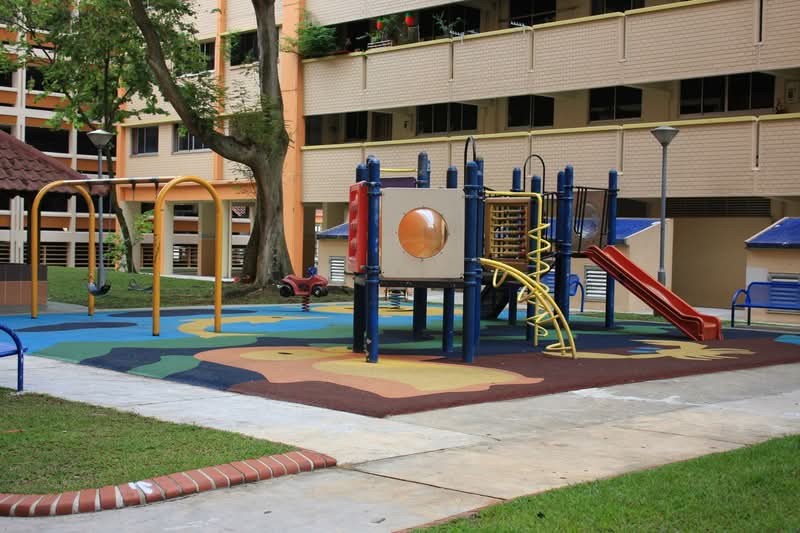 824 Jurong West Street 81