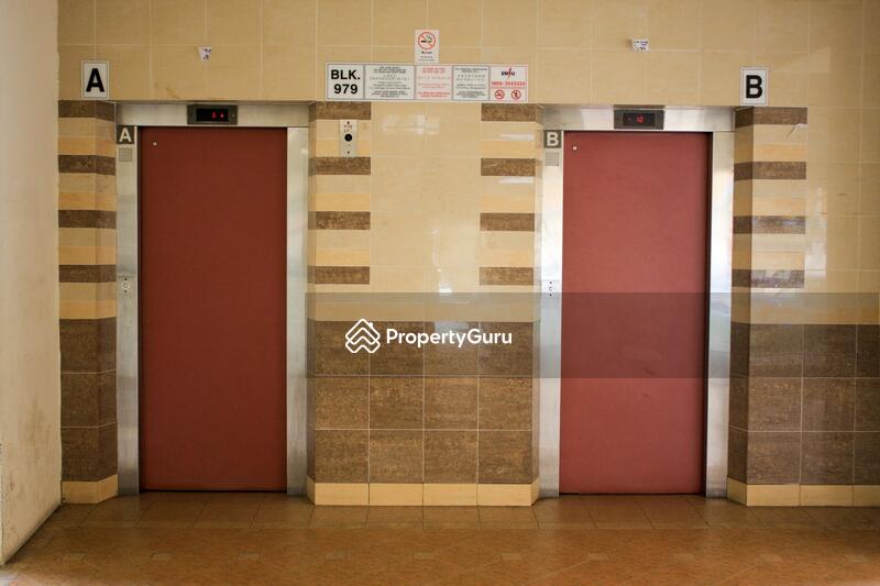 979 Jurong West Street 93 #0