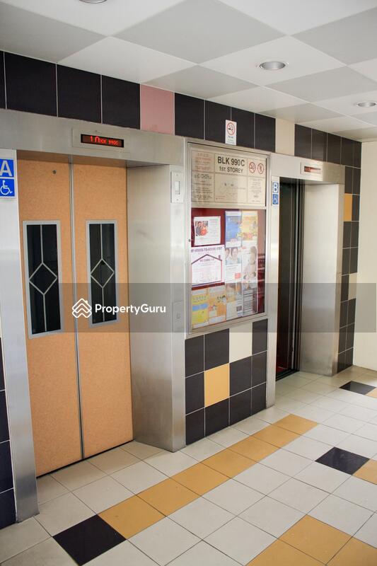 990C Jurong West Street 93 #0