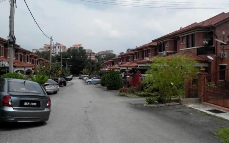 Rumah Berkembar untuk Dijual di Bandar Sungai Long (Selangor) - Shanny Tan - PropertyGuru.com.my