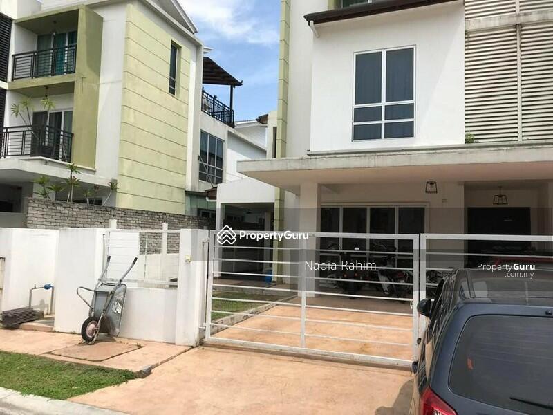 Untuk Disewa - Taman Tropika Putra