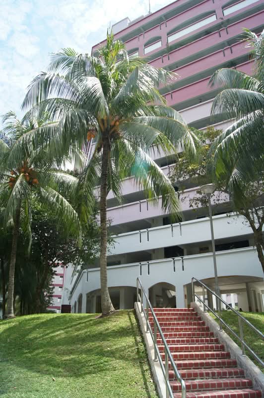 48 Lengkok Bahru