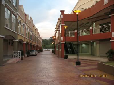 - Plaza Jelutong