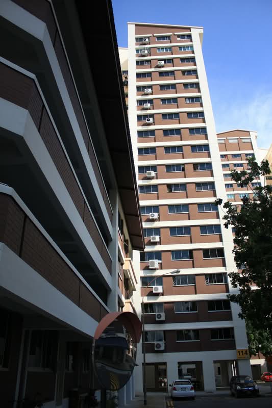 114 Lengkong Tiga