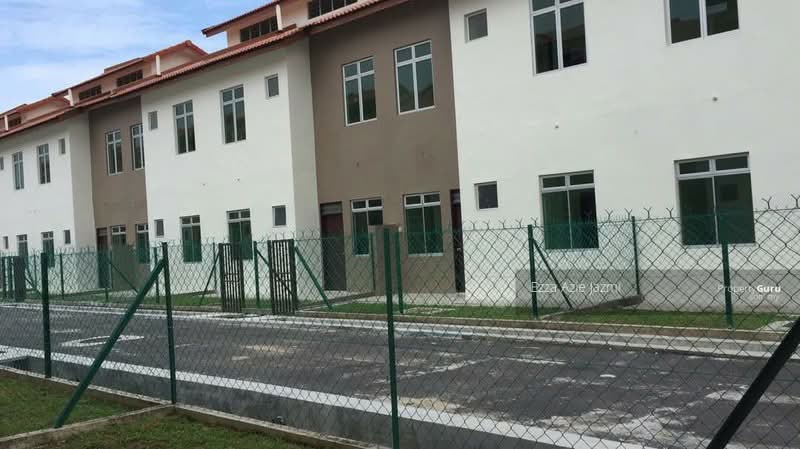 For Sale - Taman Saujana Putra