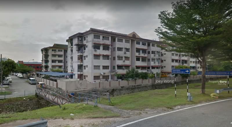 Apartment for Sale at Daisy Apartment Taman Kinrara Seksyen 2 - Loon Tak Lim - PropertyGuru.com.my