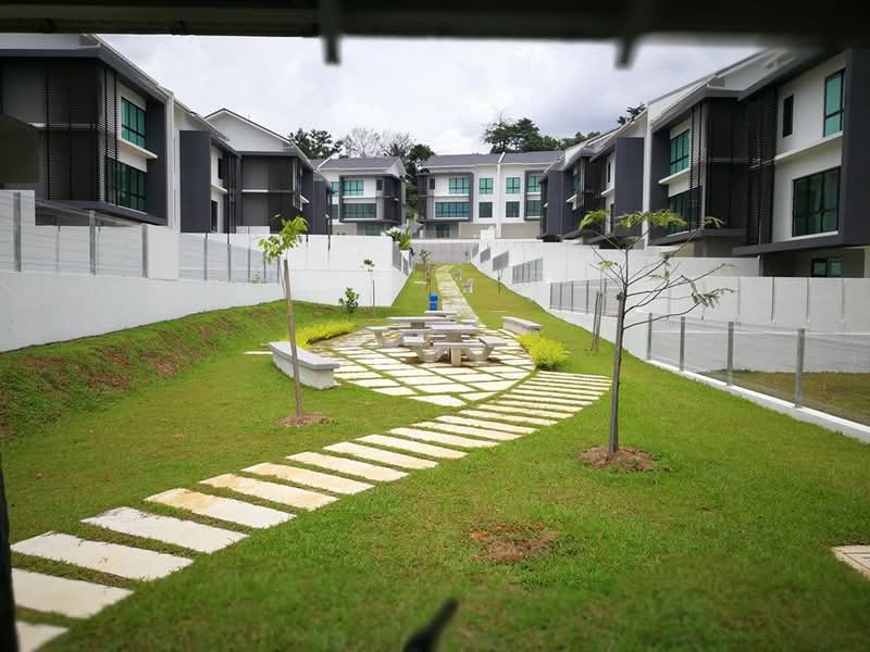 Aleya Twin Villas - iProperty.com.my