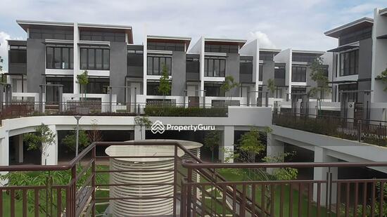 Untuk Disewa - Mozart, Symphony Hills