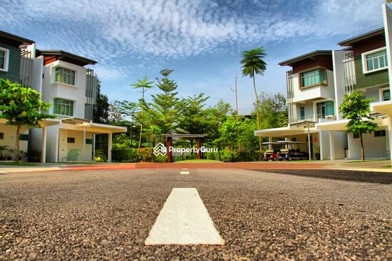 Untuk Disewa - Mozart, Symphony Hills