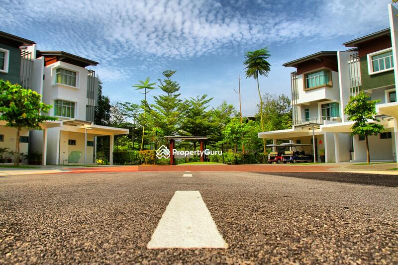 Untuk Disewa - Mozart, Symphony Hills
