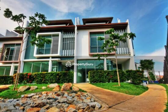 Untuk Disewa - Mozart, Symphony Hills