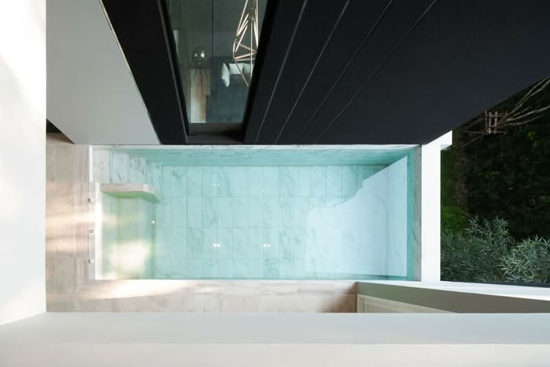 Malton Private Residence Sukhumvit 31, Bangkok, Sukhumvit 31 Road, Khlongtoei Nua, Watthana, Bangkok, 4 Bedrooms, 554 sqm, Townhouse For Rent, by Nattakit Sripanyawit, 500515962 - DDproperty.com