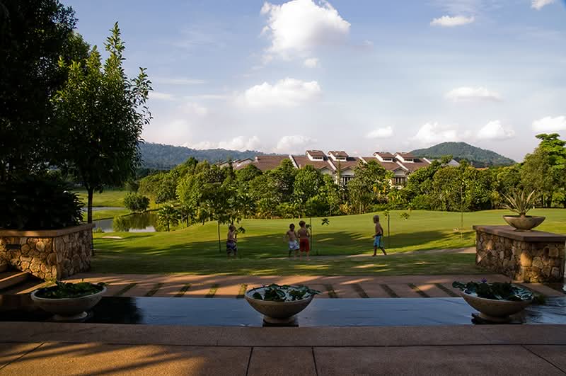 Rumah Berkembar untuk Dijual di Valencia (Sungai Buloh) - Dion Tan - PropertyGuru.com.my