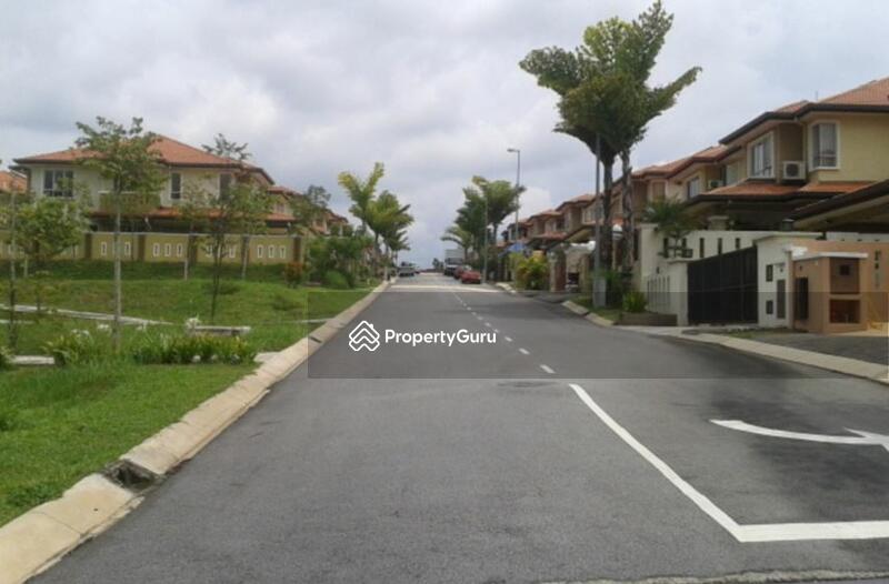 For Rent - Suria Grande