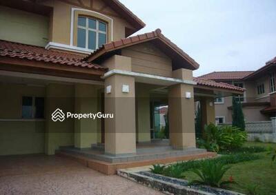 - Imperial Promenade