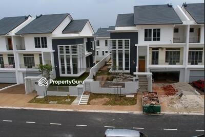 - Section U6 (Seksyen U6)