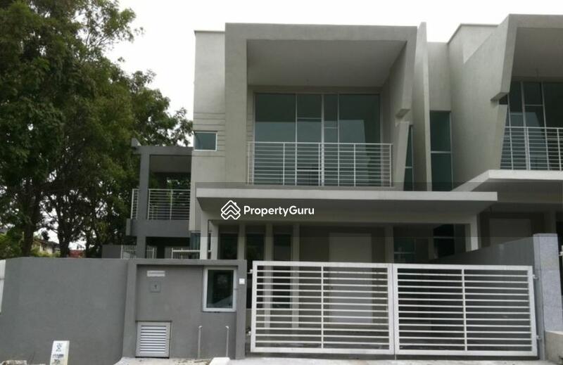 For Sale - Paragon 93