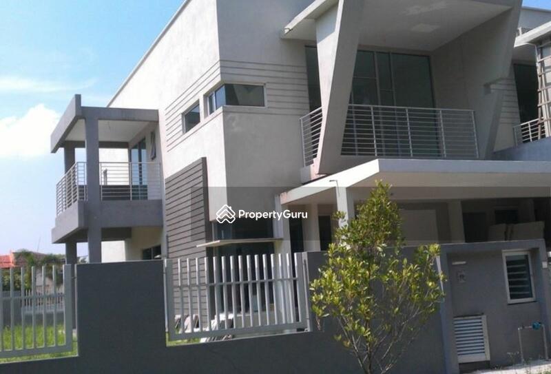 For Sale - Paragon 93