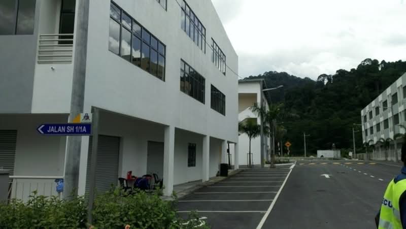 P8 Avenue #0