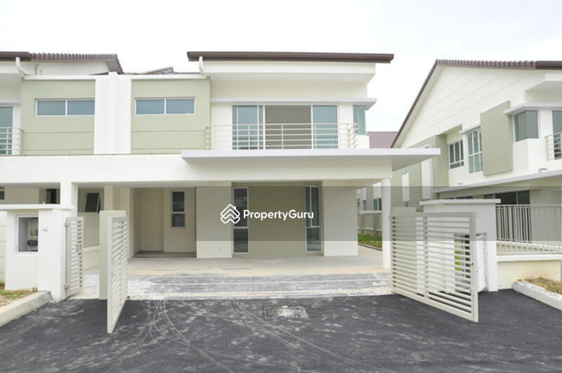 Villa Avenue (Semi-Detached House) for Sale/Rent, 2024