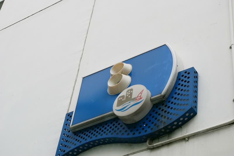 8 North Bridge Road #0