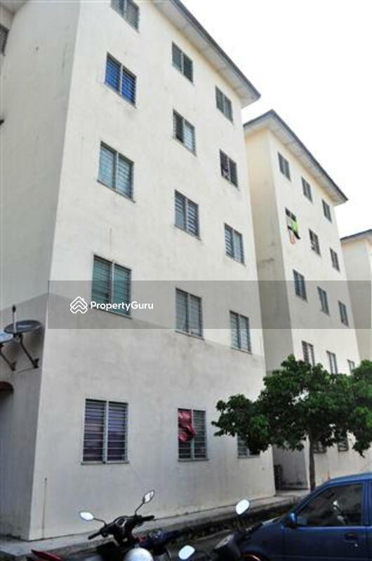 Puchong Utama Court 1 #0