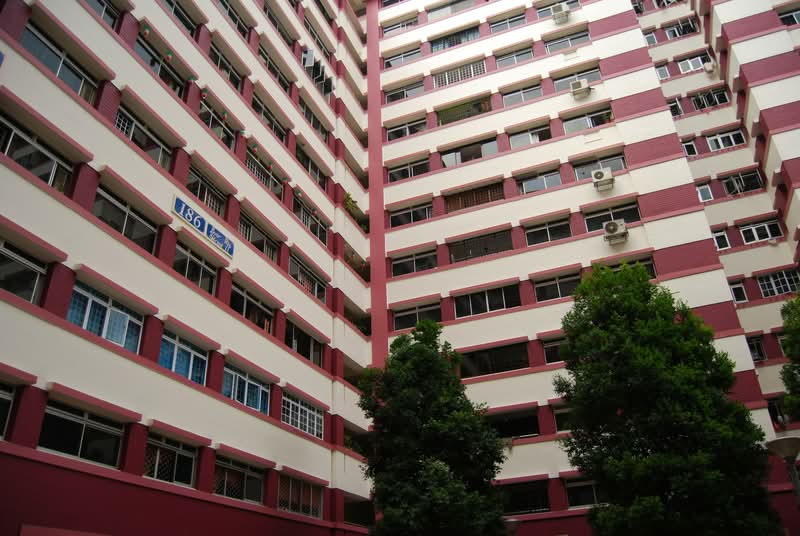 186 Pasir Ris Street 11 #0
