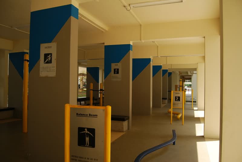 106 Pasir Ris Street 12