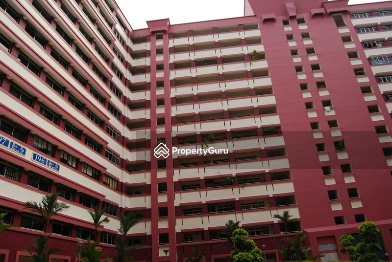 196 Pasir Ris Street 12 #0