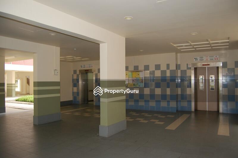 For Rent - 204 Pasir Ris Street 21