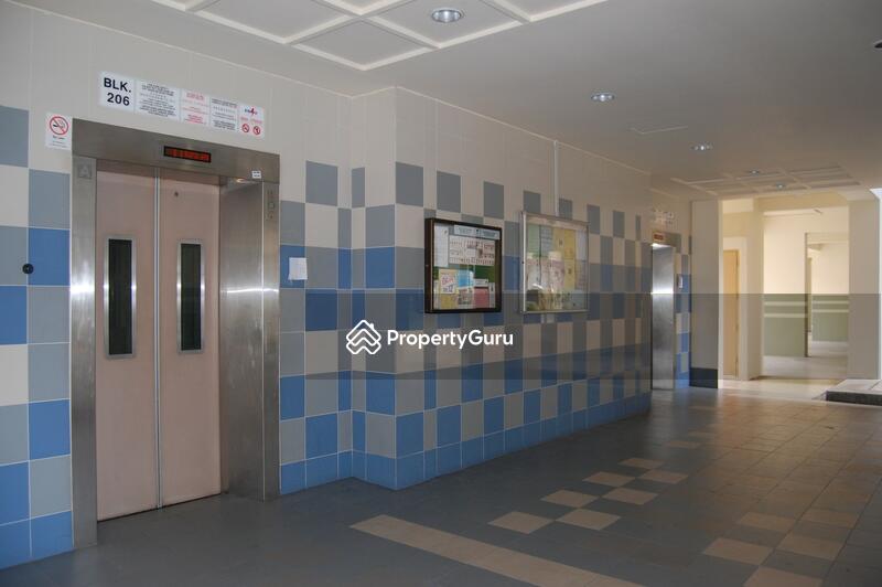 For Rent - 206 Pasir Ris Street 21