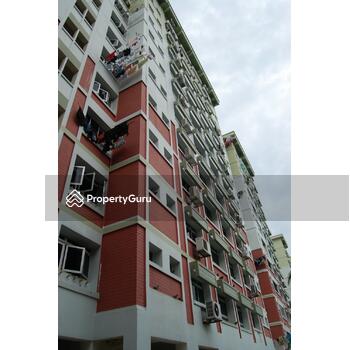 210 Pasir Ris Street 21
