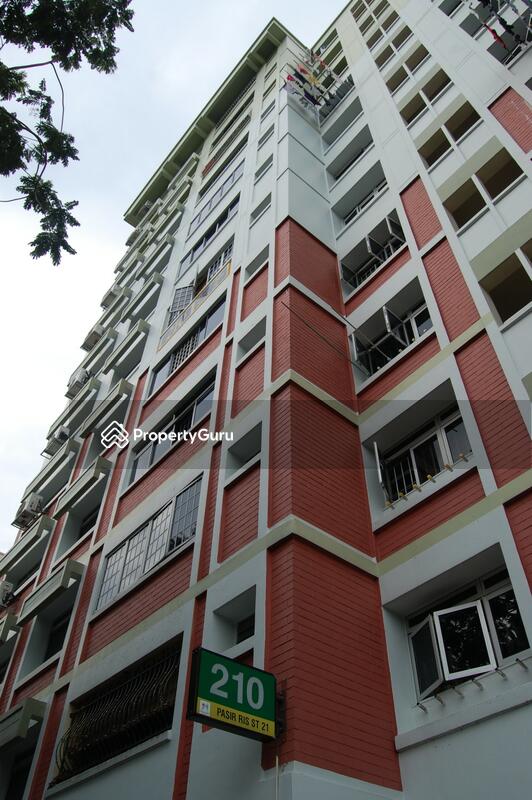 210 Pasir Ris Street 21 #0