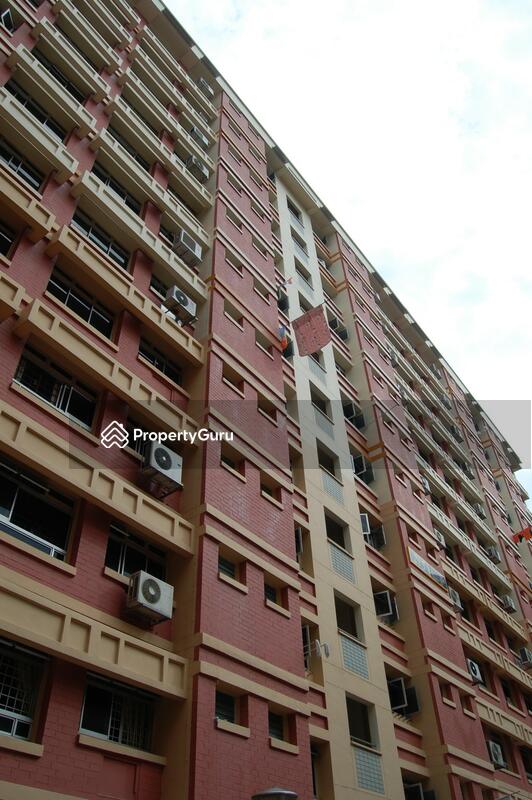215 Pasir Ris Street 21 #0