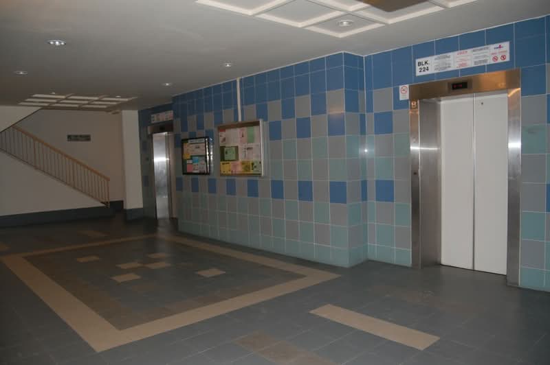224 Pasir Ris Street 21