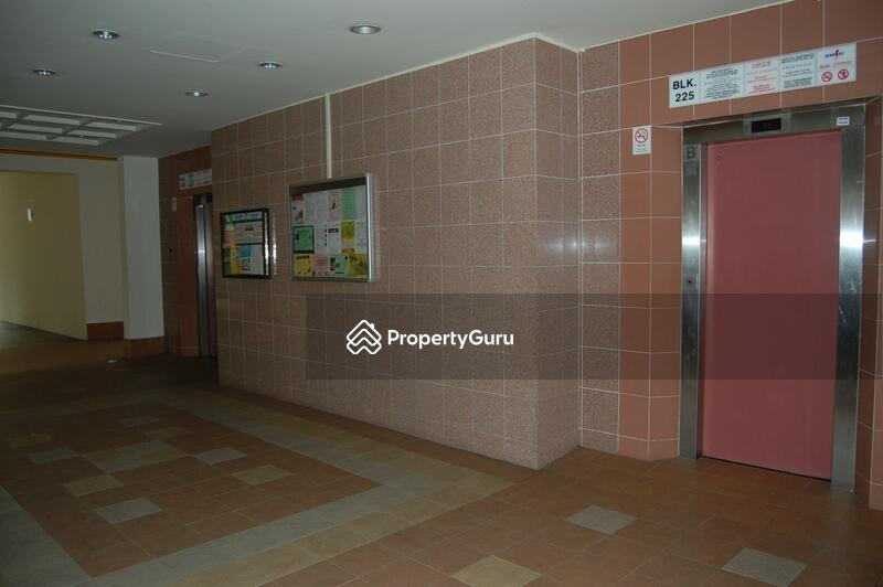 For Sale - 225 Pasir Ris Street 21