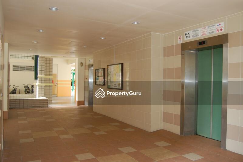 235 Pasir Ris Street 21 #0