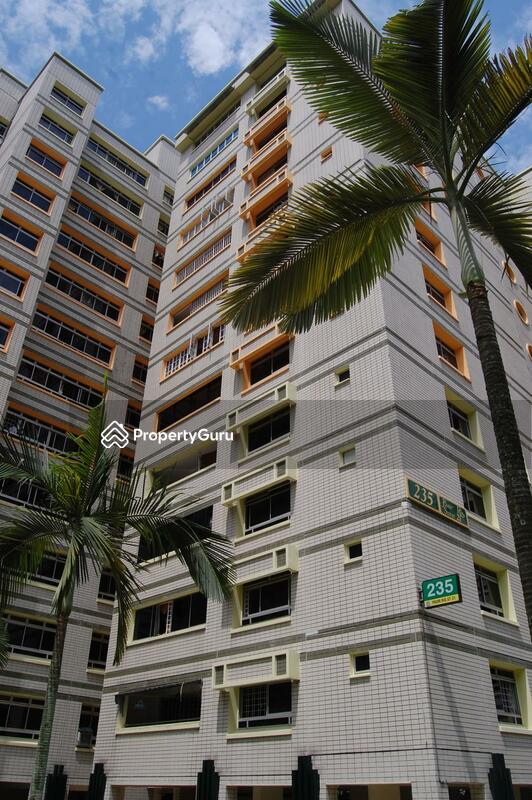 235 Pasir Ris Street 21 #0