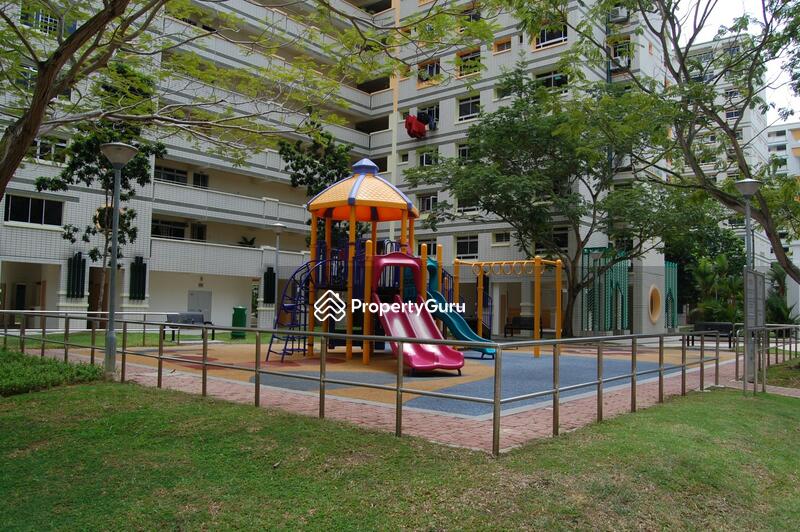 For Sale - 238 Pasir Ris Street 21