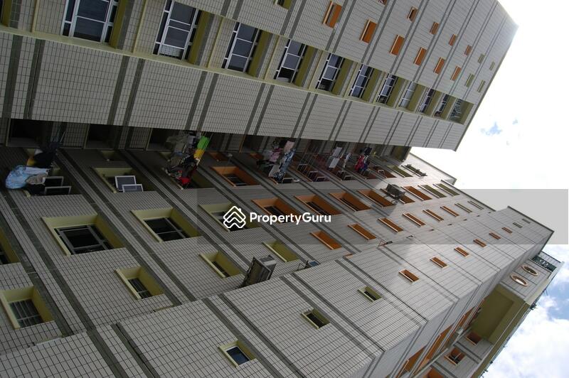 239 Pasir Ris Street 21 #0