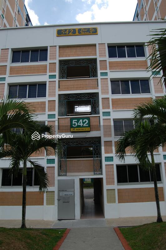 542 Pasir Ris Street 51 #0